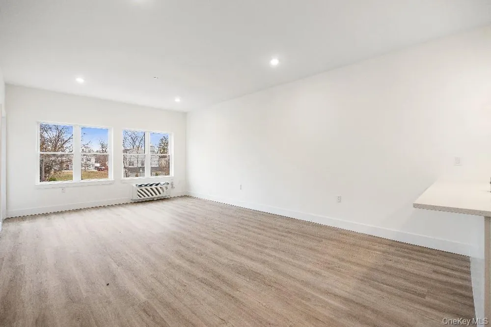 306 Bluestone Court #104 Maybrook, NY 12543