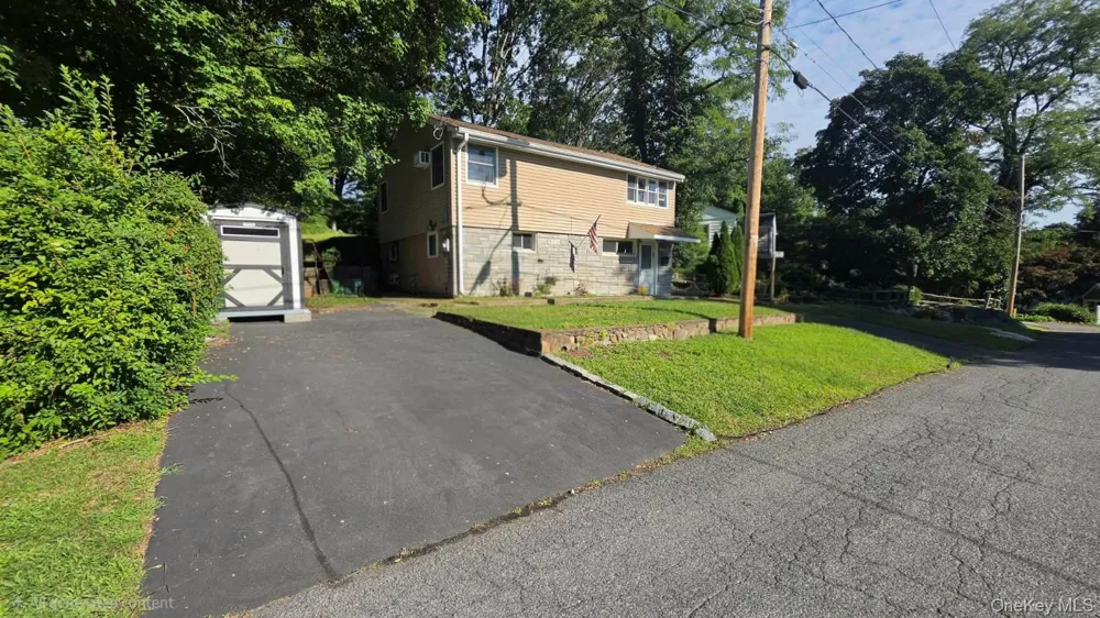 30 Villa Parkway Highland Falls, NY 10928