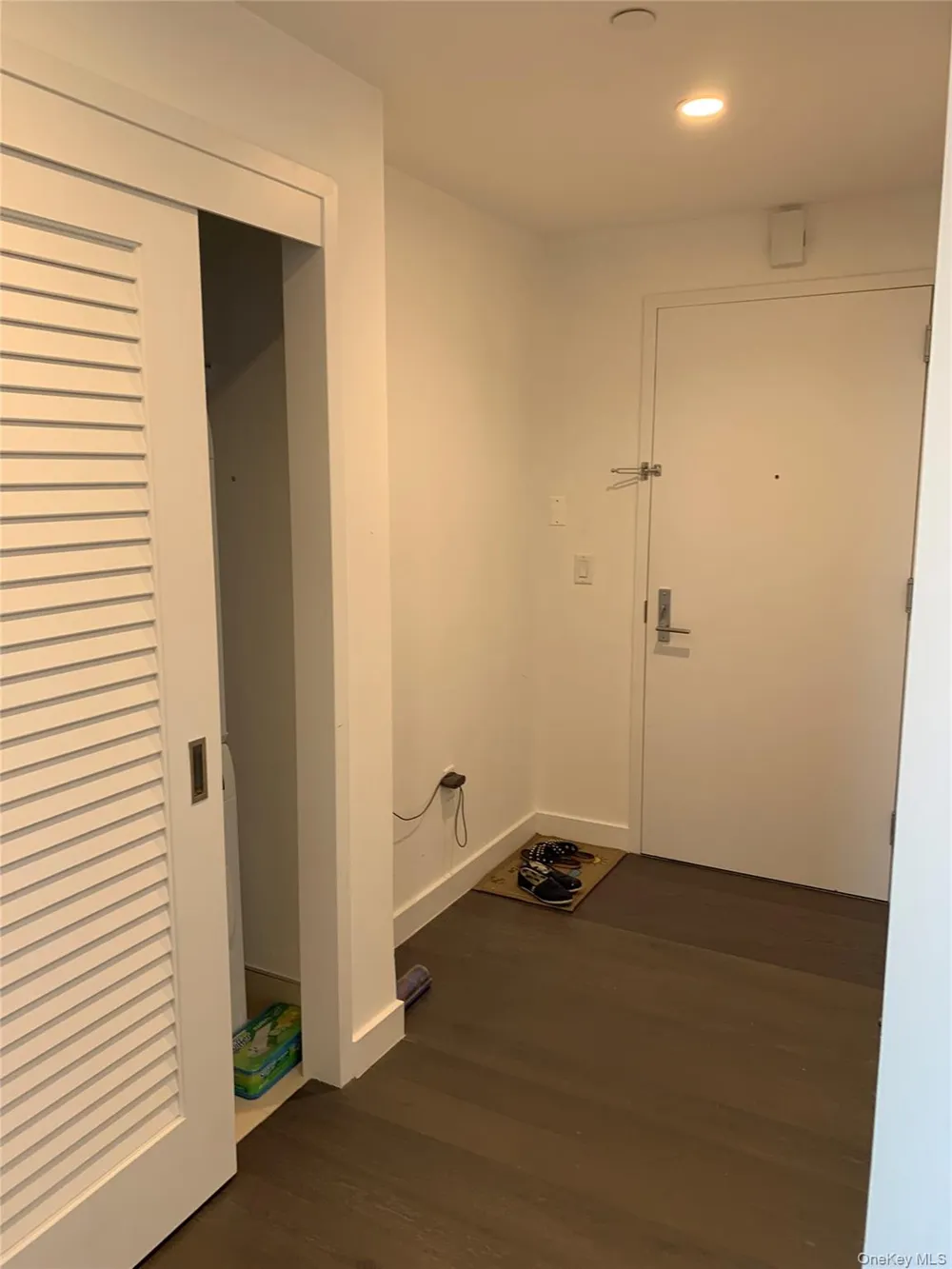 131-03 40th Road #12N Flushing, NY 11354