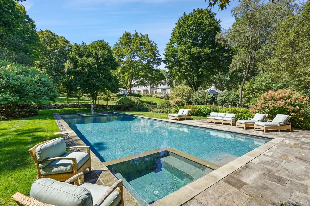 29 Upper Hook Road Katonah, NY 10536