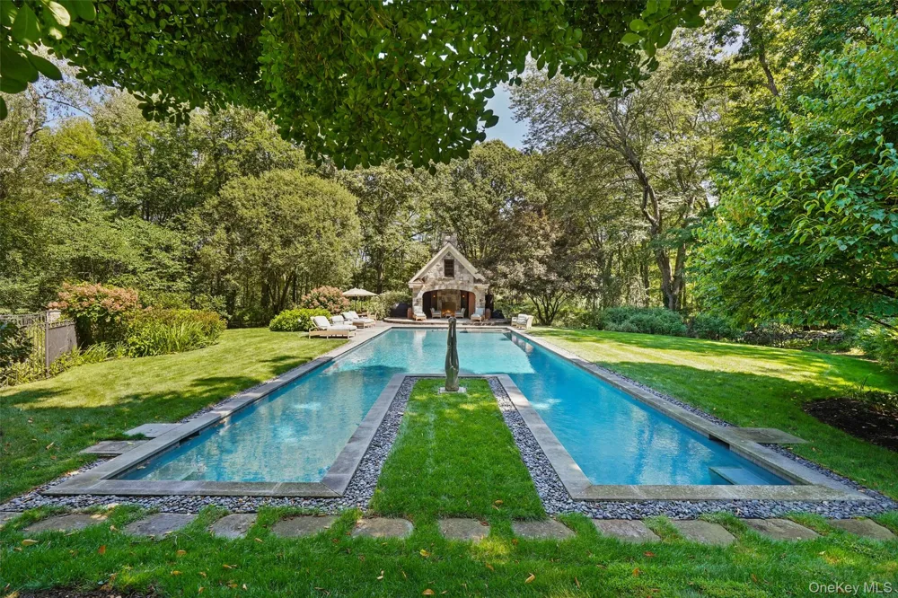 29 Upper Hook Road Katonah, NY 10536