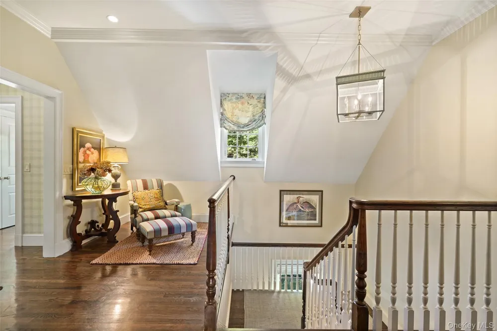 29 Upper Hook Road Katonah, NY 10536