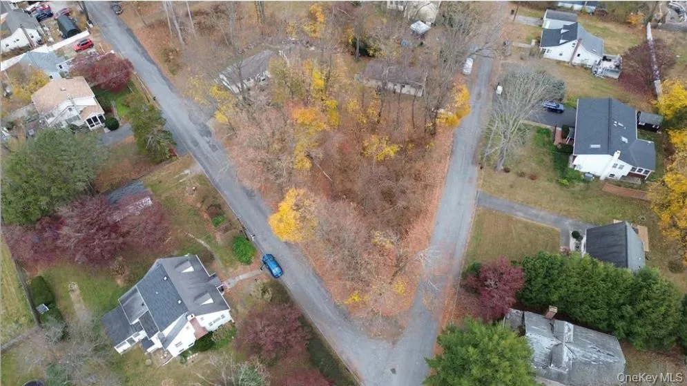 14 Hawthorne Road Carmel, NY 10512