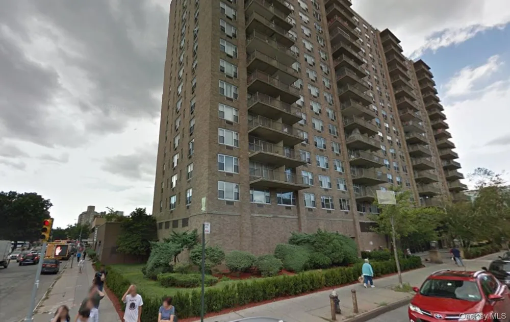 41-40 union Street #2O Flushing, NY 11355