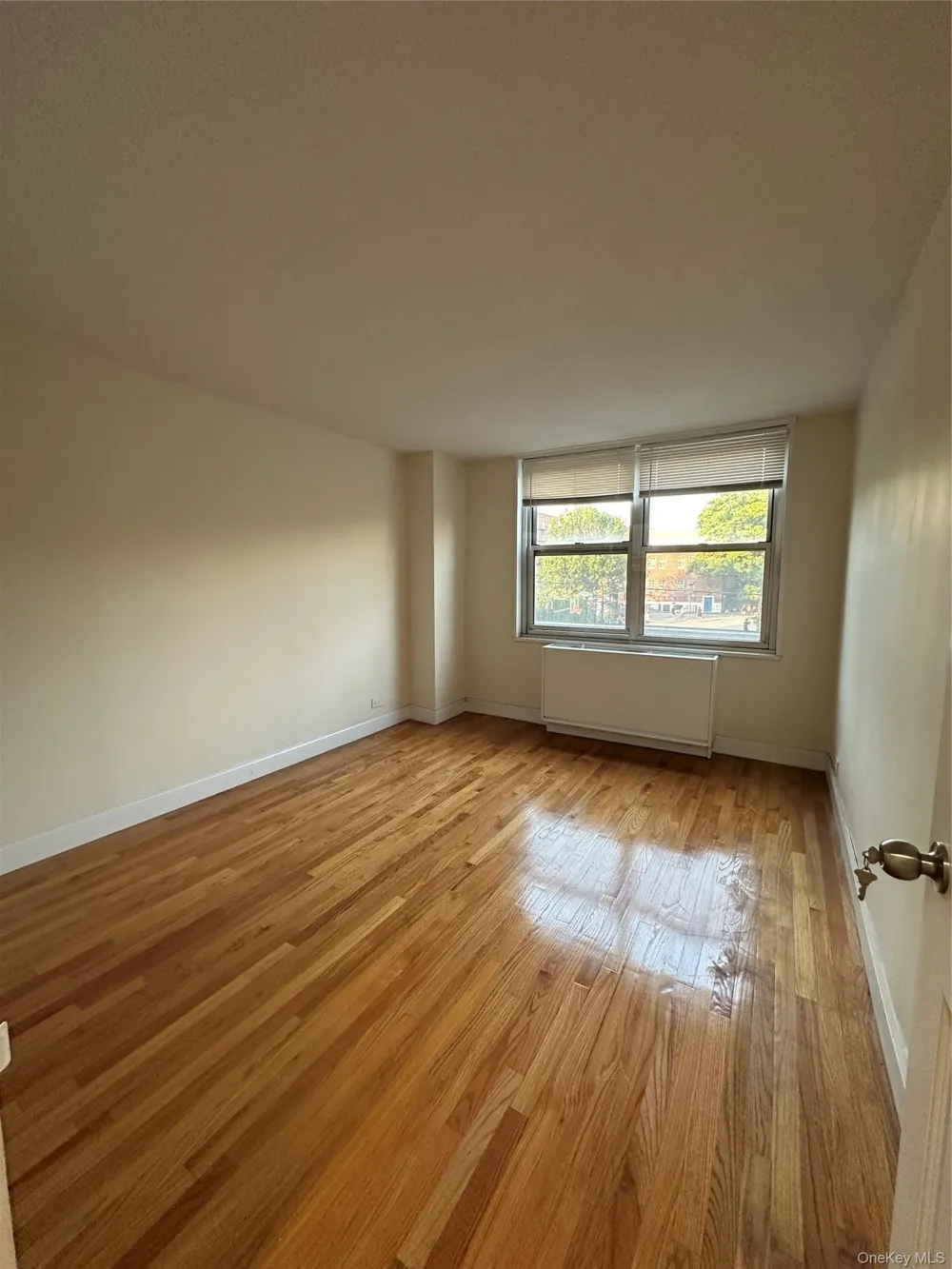 41-40 union Street #2O Flushing, NY 11355