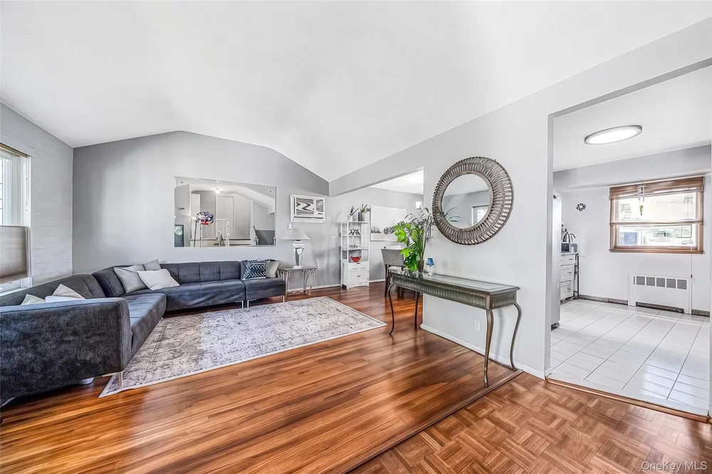 172 Walnut Street Massapequa, NY 11758