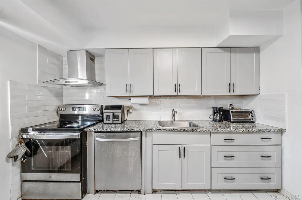 172 Walnut Street Massapequa, NY 11758