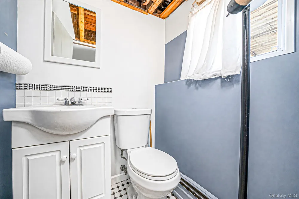 172 Walnut Street Massapequa, NY 11758