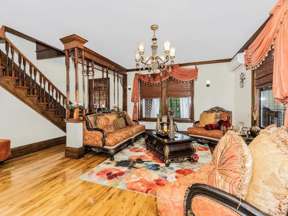 199 W 179th Street Bronx, NY 10453