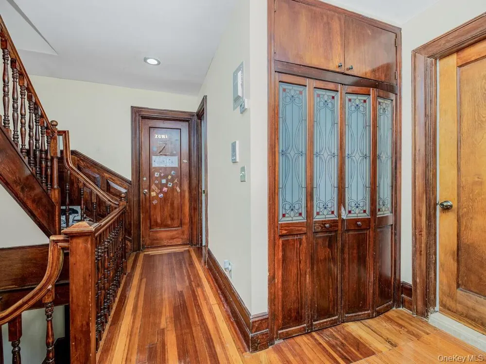 199 W 179th Street Bronx, NY 10453
