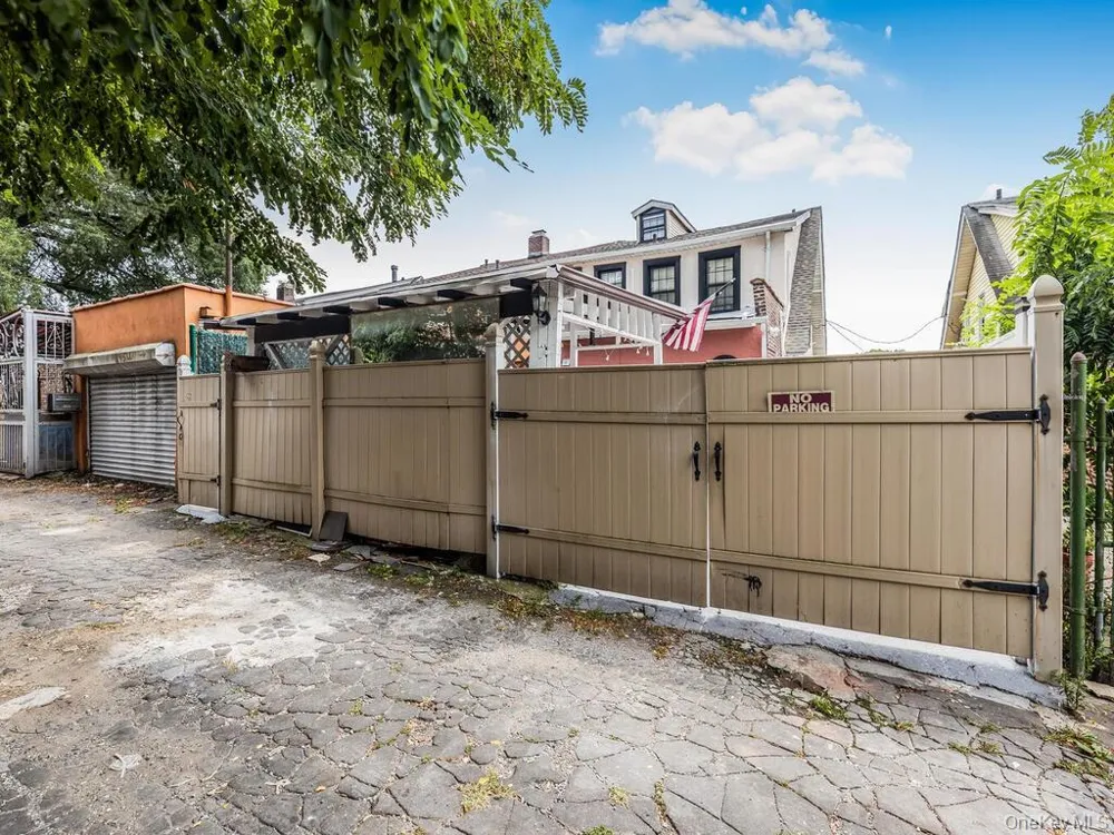 199 W 179th Street Bronx, NY 10453