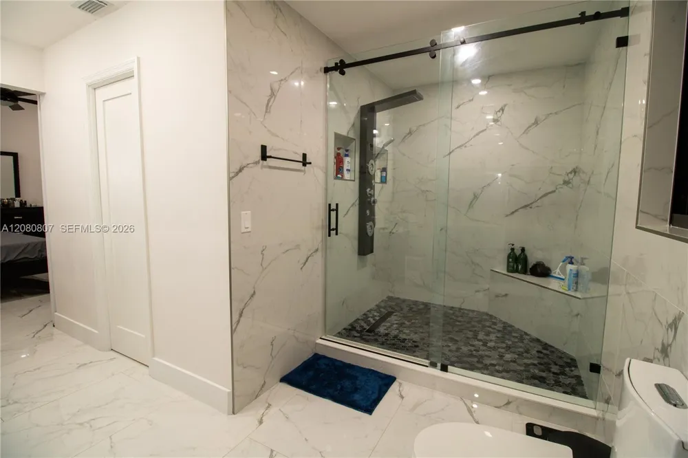 6332 SW 151st Pl Miami, FL 33193