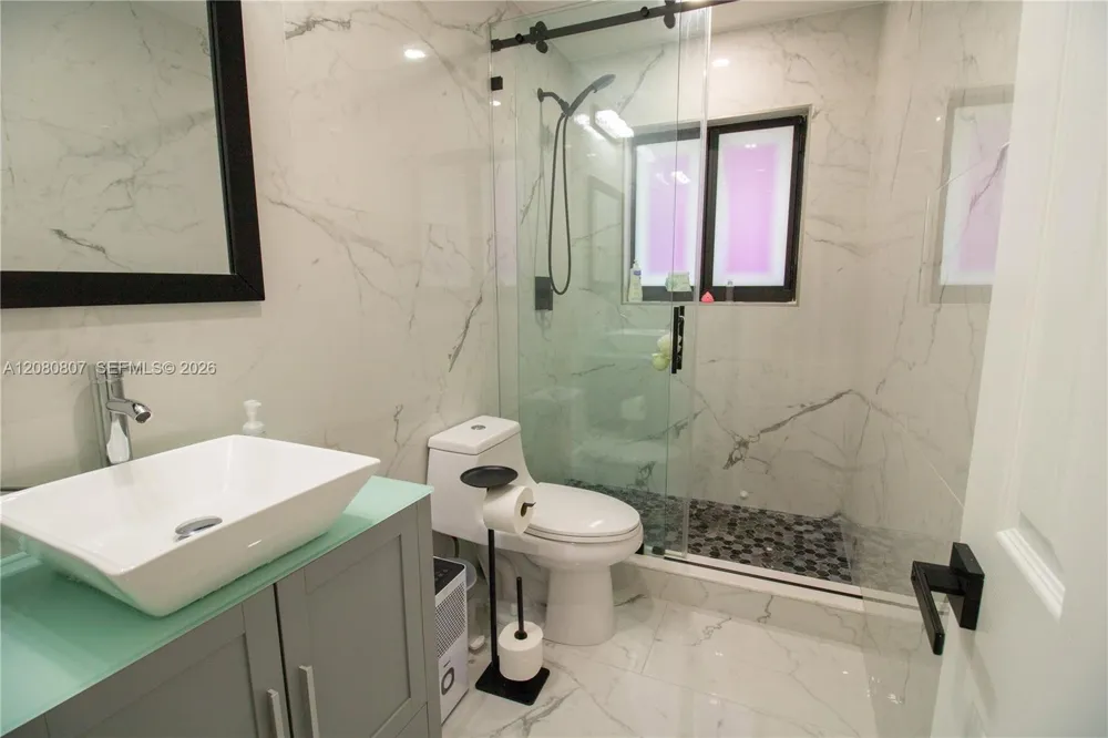 6332 SW 151st Pl Miami, FL 33193