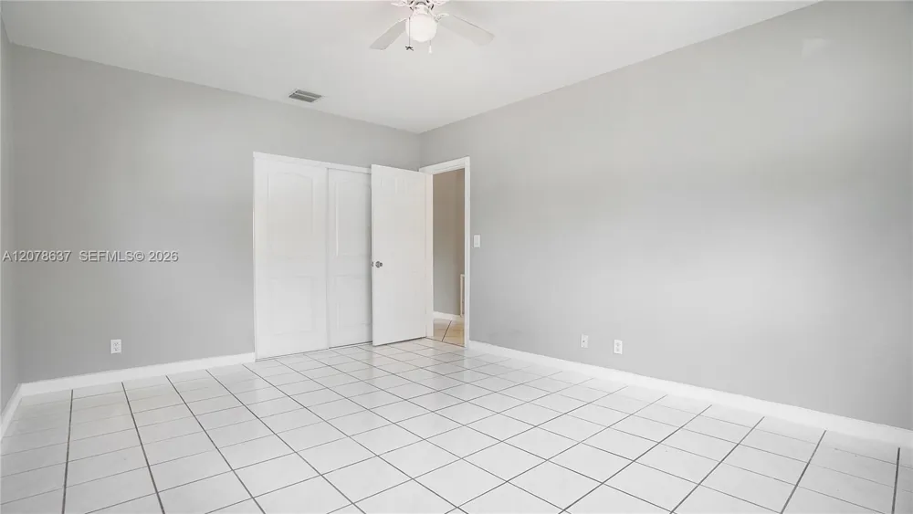 903 NE 2nd St Hallandale Beach, FL 33009
