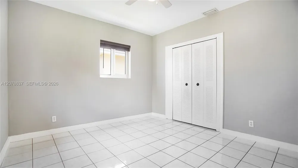 903 NE 2nd St Hallandale Beach, FL 33009