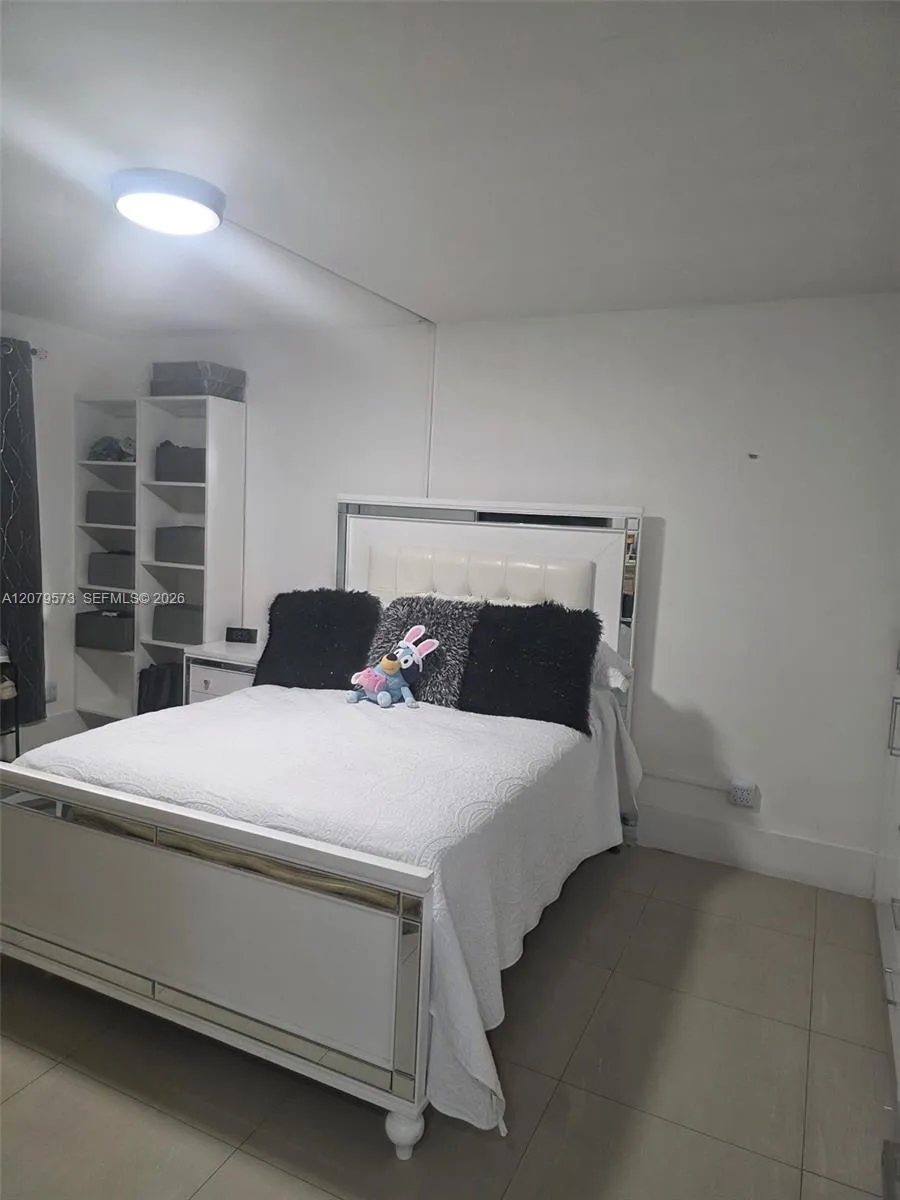 715 NW 30th Ct #1 Wilton Manors, FL 33311