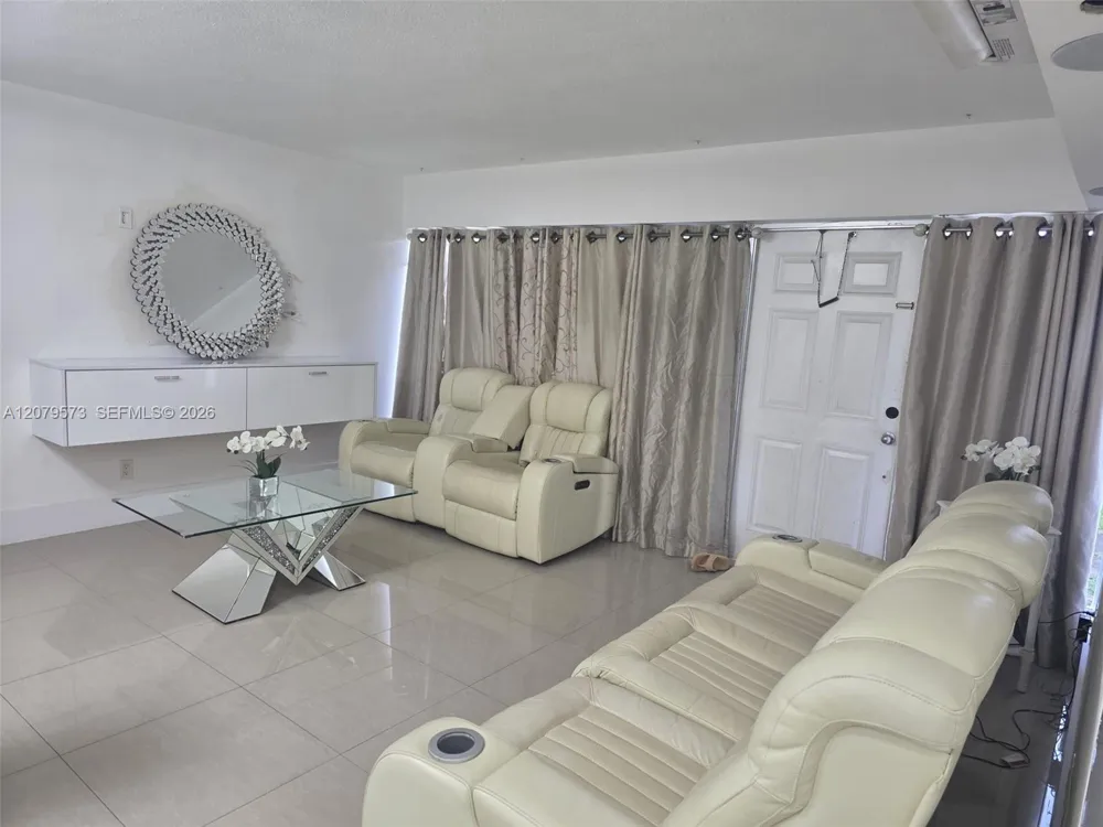 715 NW 30th Ct #1 Wilton Manors, FL 33311