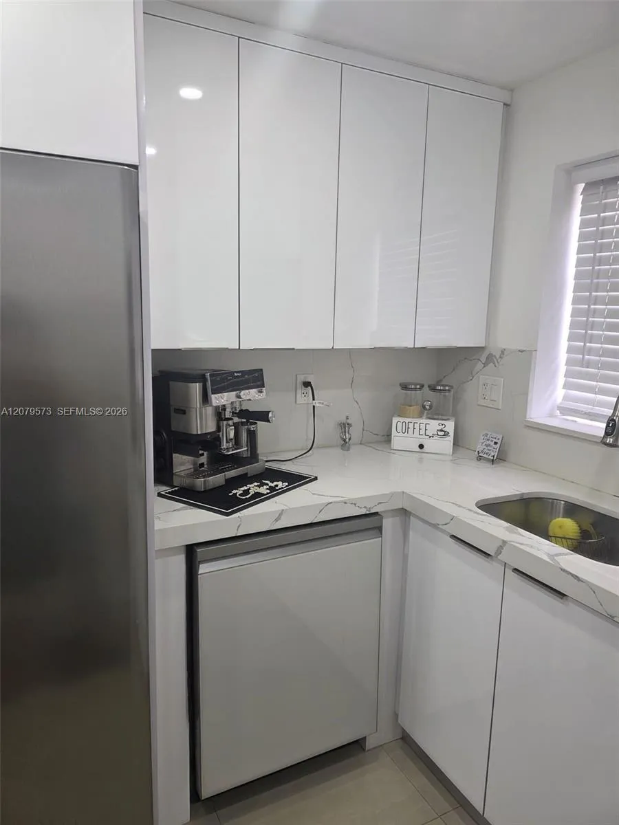 715 NW 30th Ct #1 Wilton Manors, FL 33311