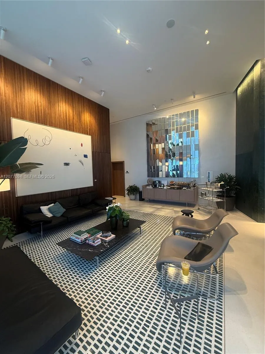 1400 Biscayne Blvd #209 Miami, FL 33132