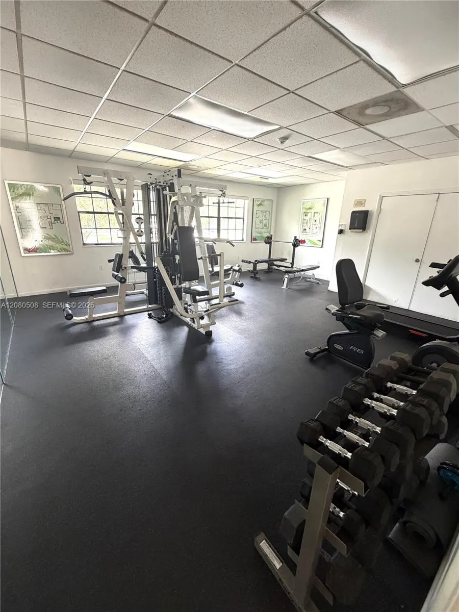 351 Palm Way #303 Pembroke Pines, FL 33025