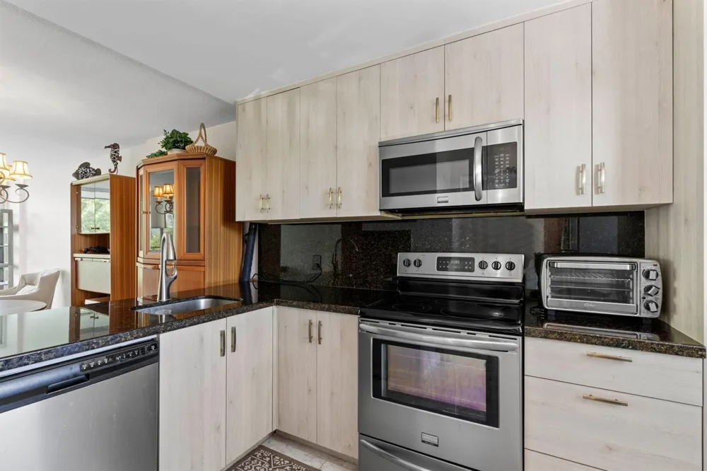 113 ROYAL PARK DRIVE #4A Oakland Park, FL 33309