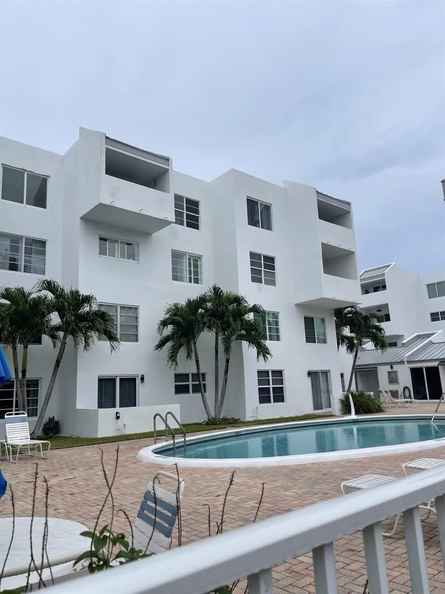 2840 NE 14TH ST Causeway #203A Pompano Beach, FL 33062