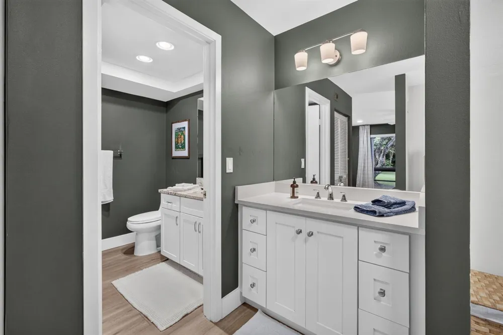 124 BRACKENWOOD ROAD #124 Palm Beach Gardens, FL 33418