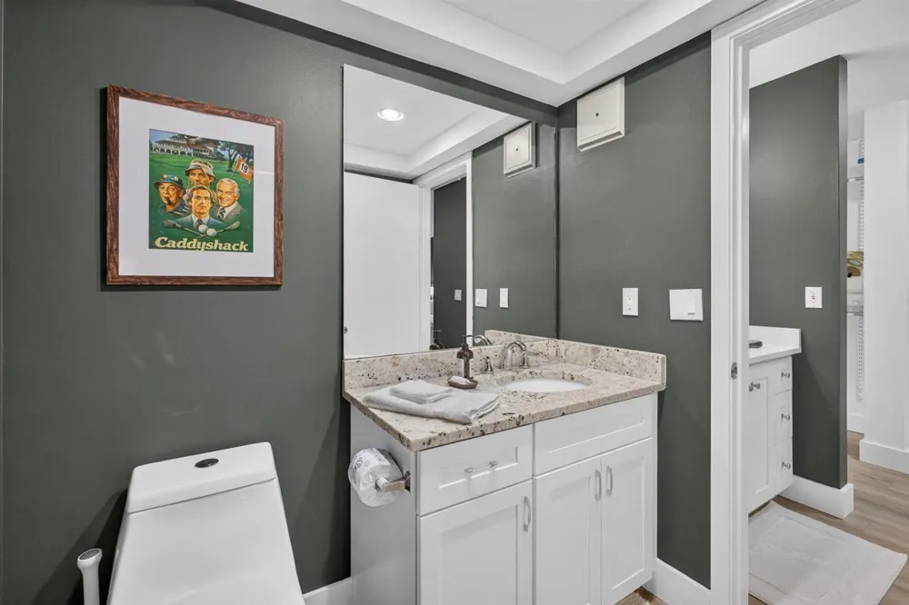 124 BRACKENWOOD ROAD #124 Palm Beach Gardens, FL 33418
