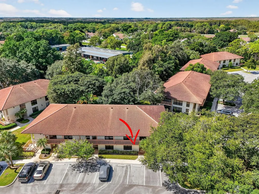 124 BRACKENWOOD ROAD #124 Palm Beach Gardens, FL 33418
