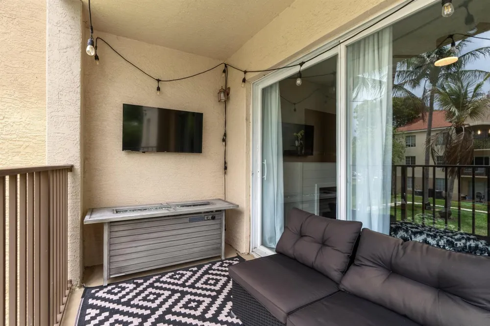 4041 SAN MARINO BOULEVARD #202 West Palm Beach, FL 33409