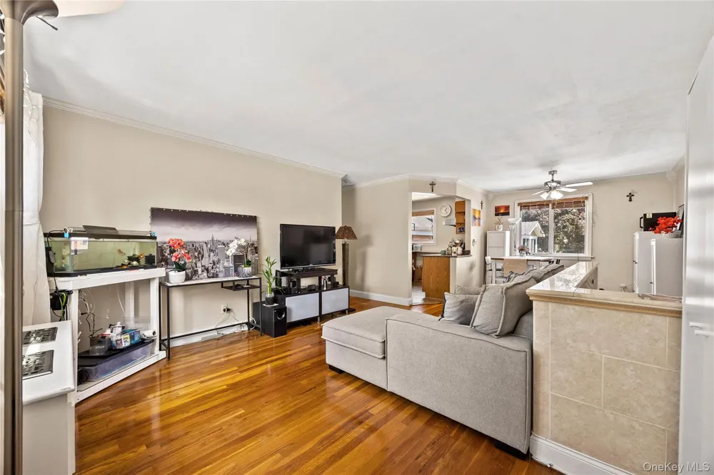 68-01 Bell Boulevard #Upper Bayside, NY 11364