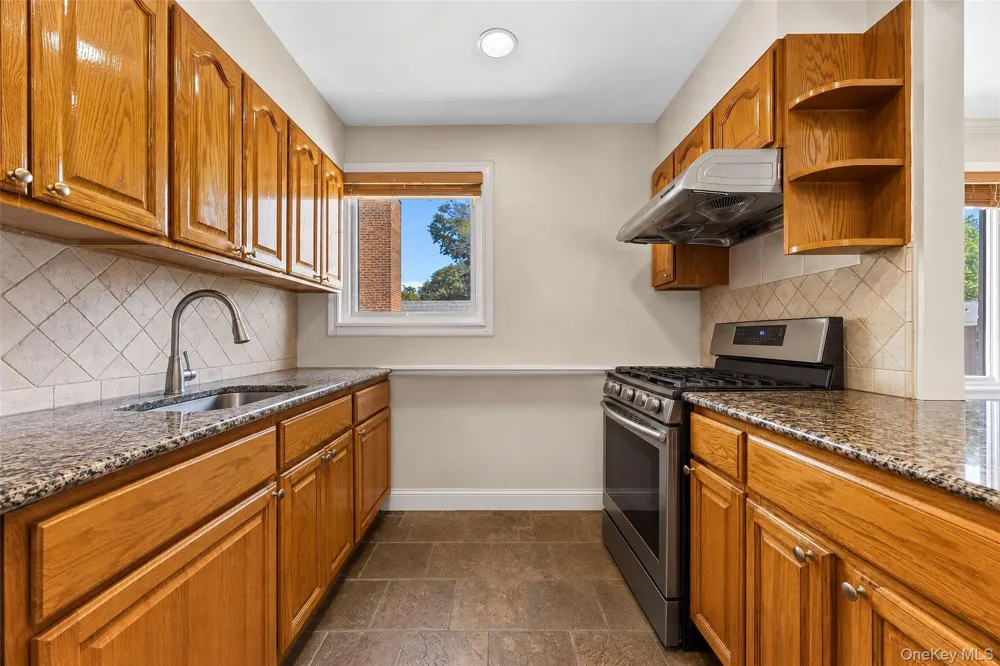 68-01 Bell Boulevard #Upper Bayside, NY 11364
