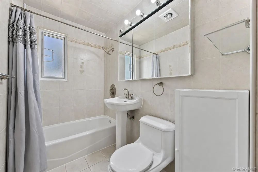 68-01 Bell Boulevard #Upper Bayside, NY 11364