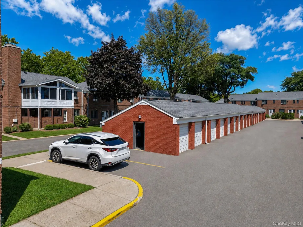 68-01 Bell Boulevard #Upper Bayside, NY 11364