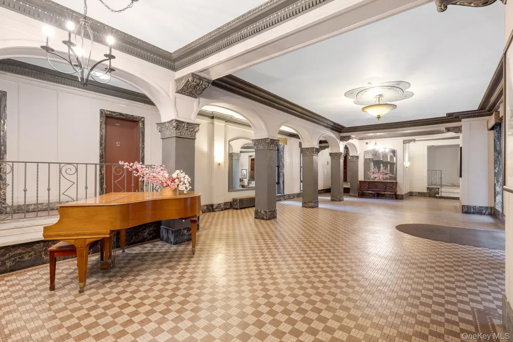 7609 4th Avenue #F1 Brooklyn, NY 11209