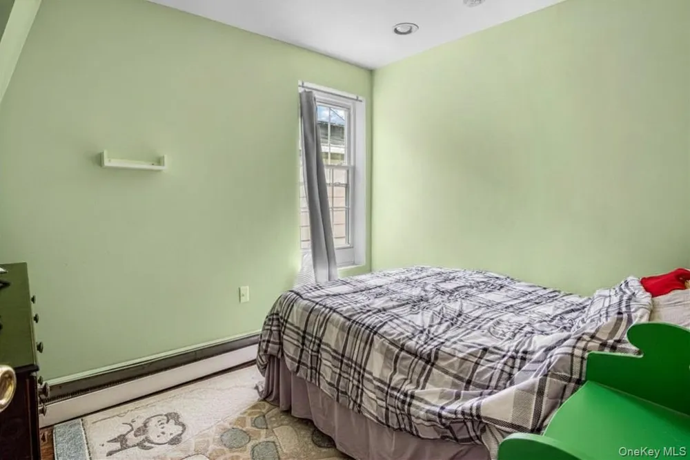 16960 144th Road Springfield Gardens, NY 11434