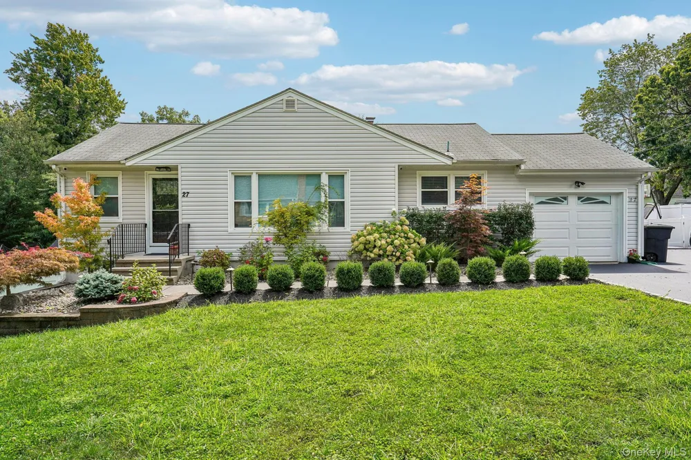 27 Pierce Street Nanuet, NY 10954