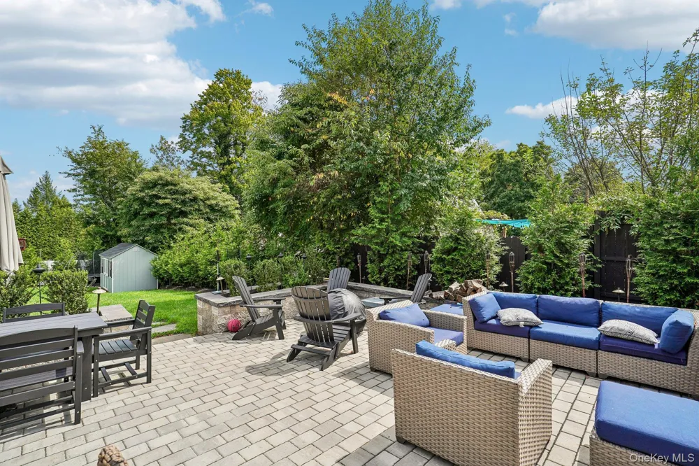 27 Pierce Street Nanuet, NY 10954