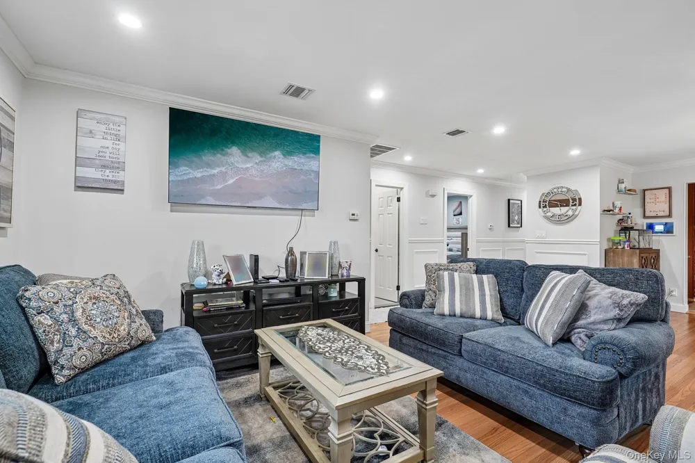 27 Pierce Street Nanuet, NY 10954