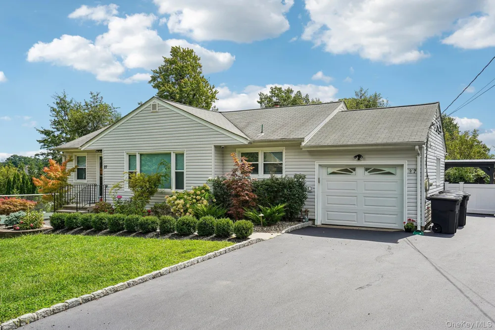 27 Pierce Street Nanuet, NY 10954
