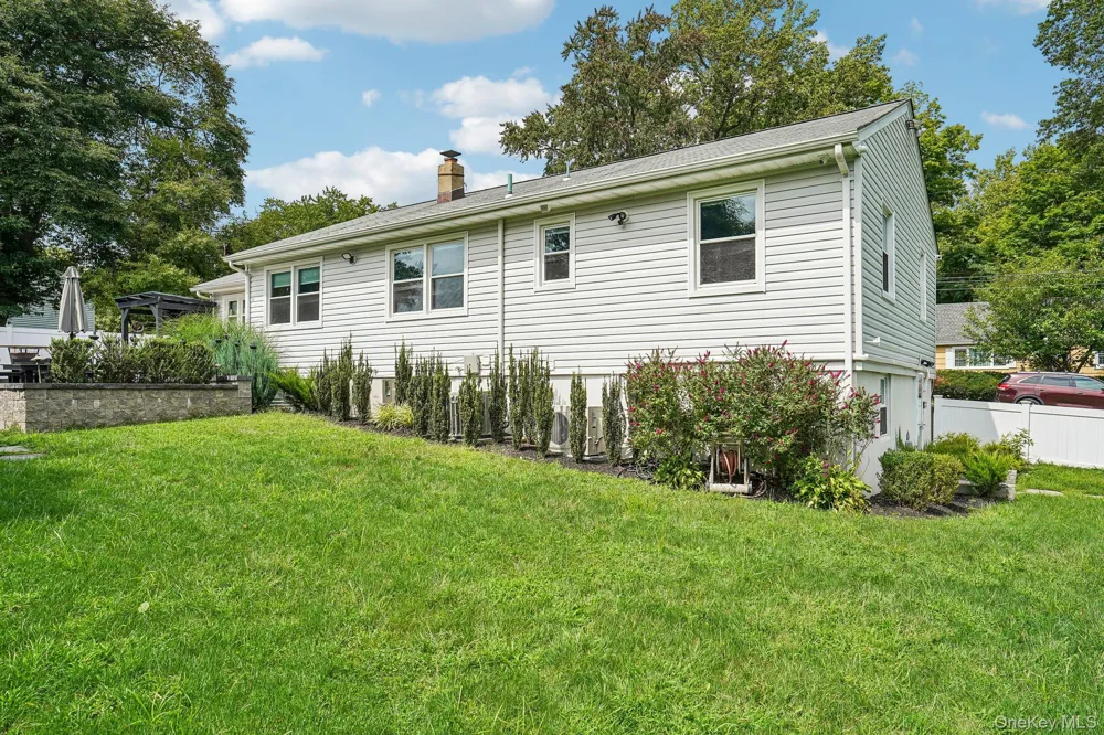 27 Pierce Street Nanuet, NY 10954