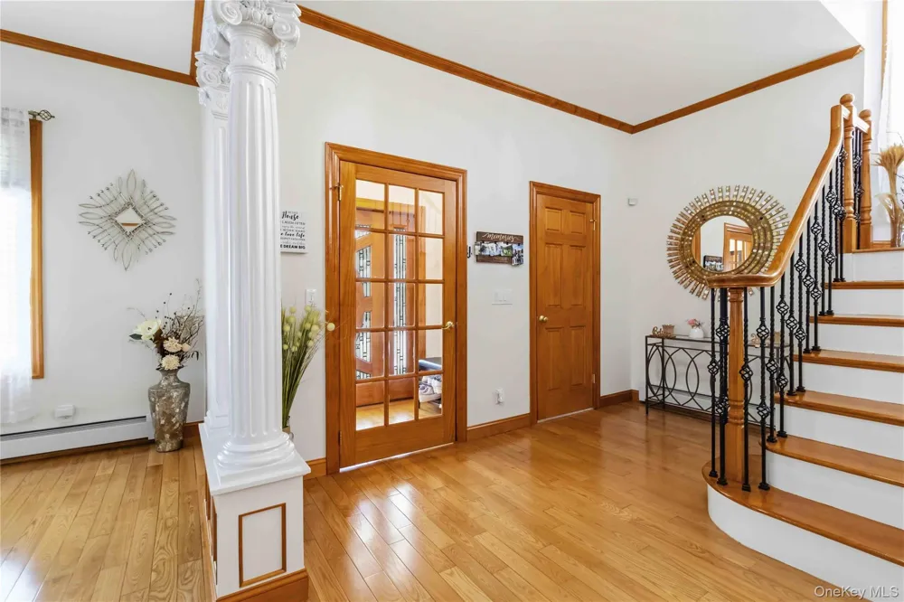 27-17 Ericsson Street East Elmhurst, NY 11369