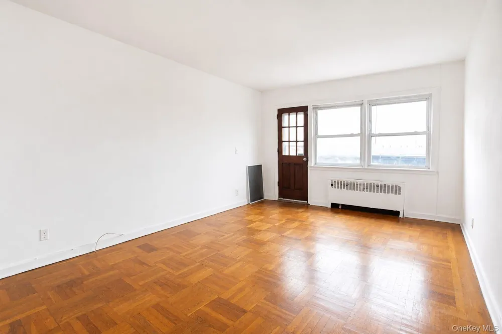 345 Shore Road #2E Long Beach, NY 11561