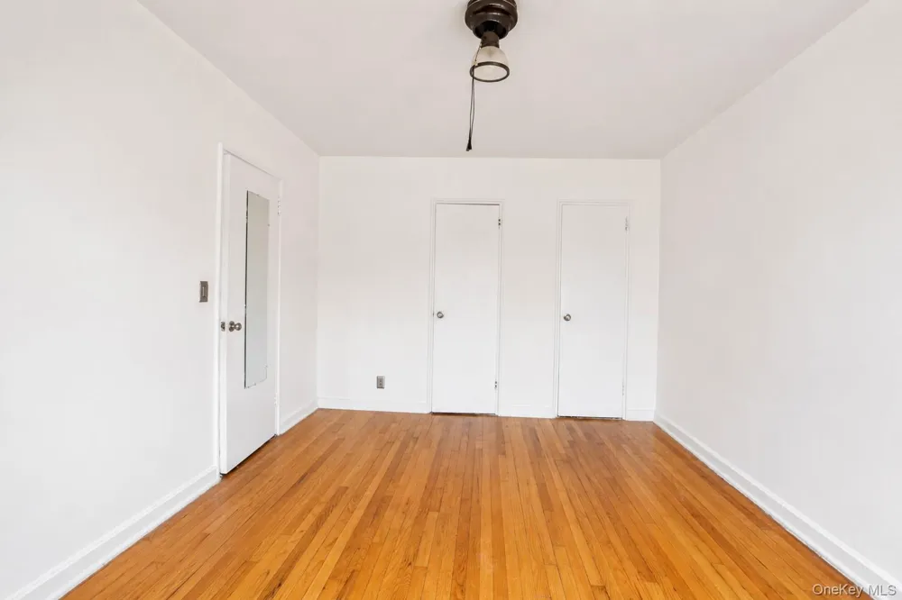 345 Shore Road #2E Long Beach, NY 11561