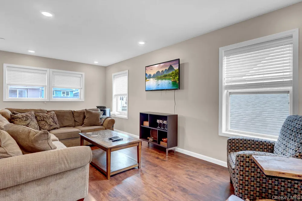 72 Arizona Avenue Long Beach, NY 11561