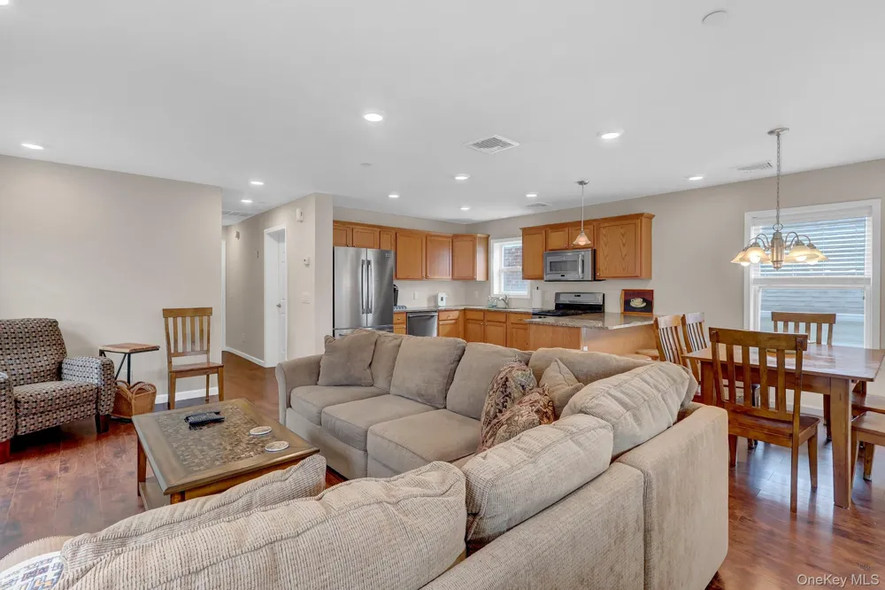 72 Arizona Avenue Long Beach, NY 11561