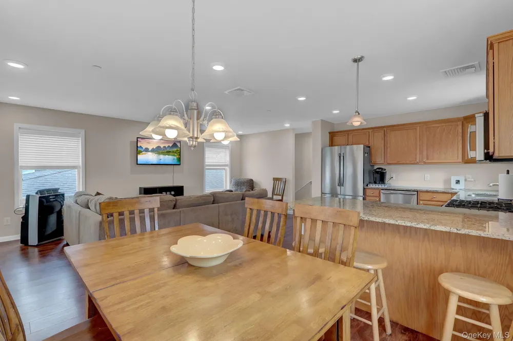 72 Arizona Avenue Long Beach, NY 11561