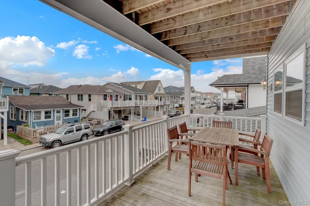 72 Arizona Avenue Long Beach, NY 11561