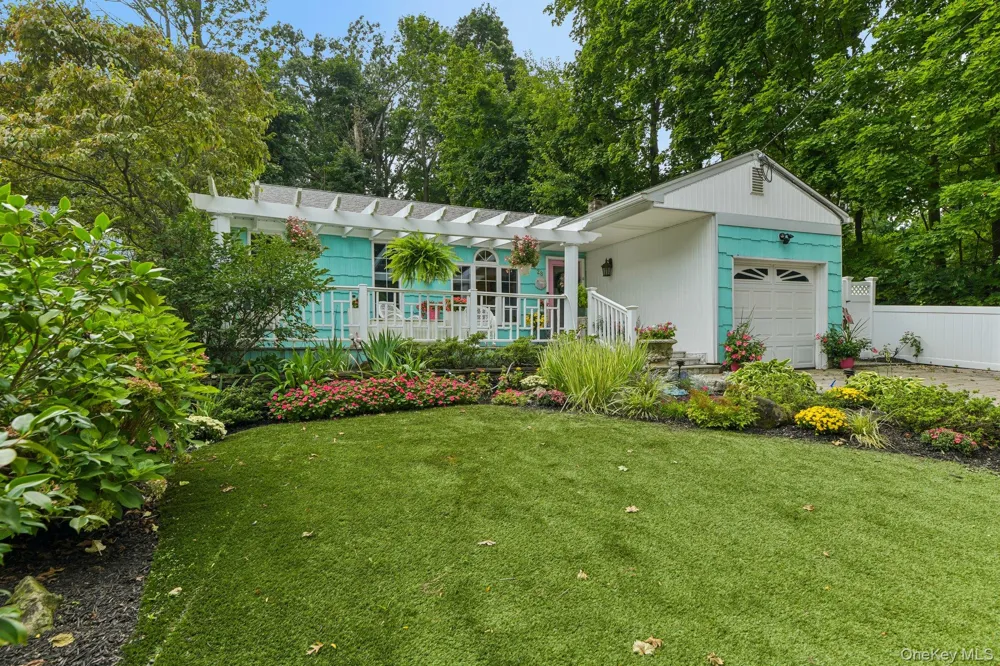 28 Forest Drive East Northport, NY 11731