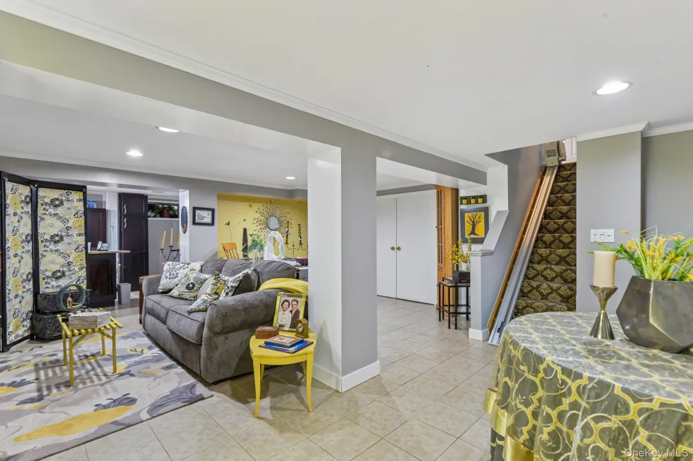 28 Forest Drive East Northport, NY 11731